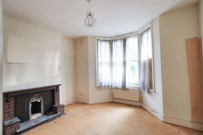 Flat A, 30 West Avenue Road, Walthamstow, London, E17 9SE 7