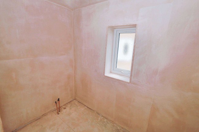 77 Meadowcroft, Aylesbury, Buckinghamshire, HP19 9LP 1