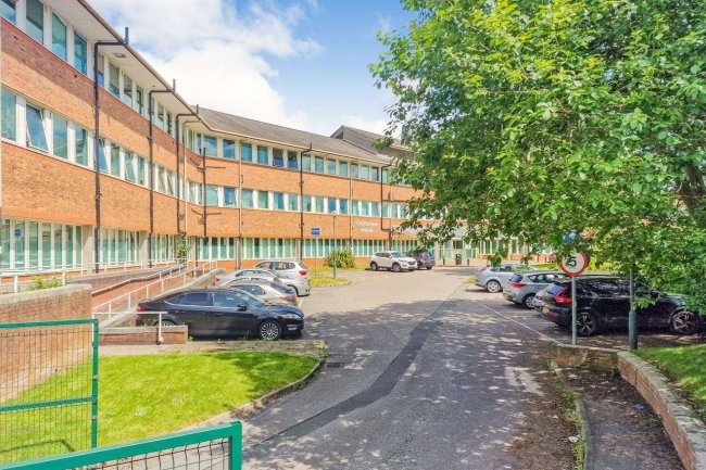 125 Castleview House, East Lane, Runcorn, Cheshire, WA7 2DR 3