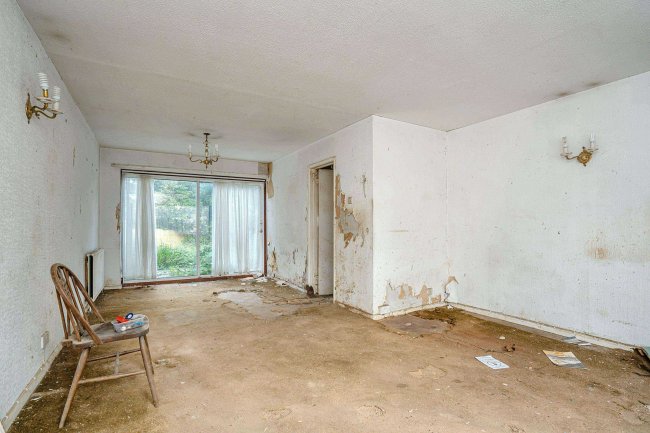 12 Saville Gardens, Billingshurst, West Sussex, RH14 9RR 4