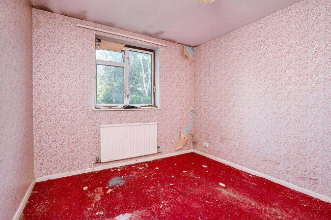 12 Saville Gardens, Billingshurst, West Sussex, RH14 9RR 4