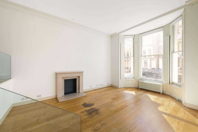 Flat 2, 7 Queens Gate Place, South Kensington, London, SW7 5NU 8