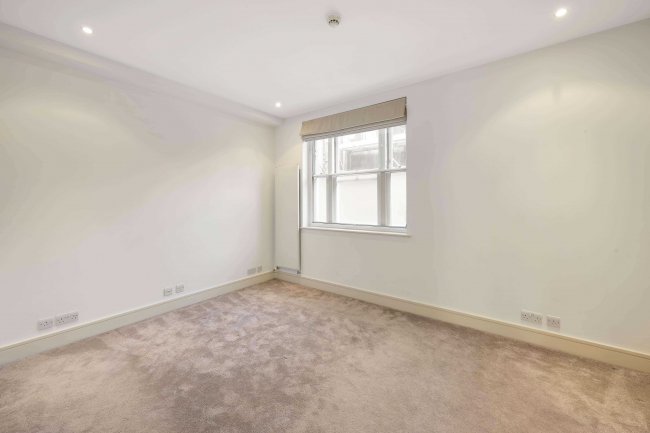 Flat 2, 7 Queens Gate Place, South Kensington, London, SW7 5NU 8