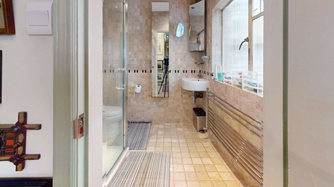 Flat 6, 55 Great Cumberland Place, London W1H 7LJ 4