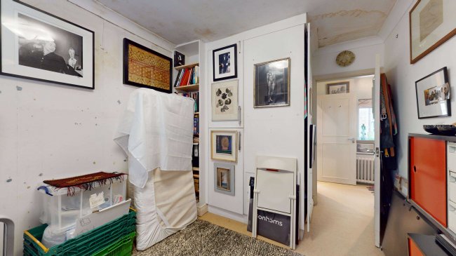 Flat 6, 55 Great Cumberland Place, London W1H 7LJ 4