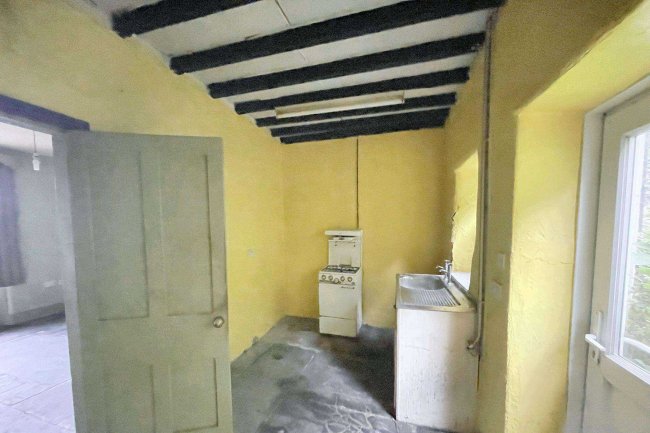 5 Northyn Terrace, Corwen, LL21 0AT 8