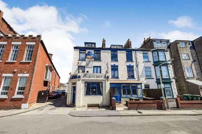 1 Alma Parade, Scarborough, YO11 1SJ 9