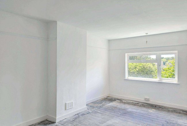 11 Audley Avenue, Tonbridge, Kent TN9 1XE 4