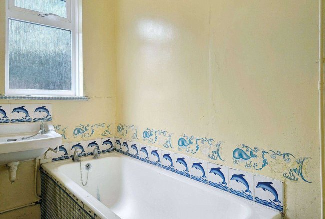 11 Audley Avenue, Tonbridge, Kent TN9 1XE 4