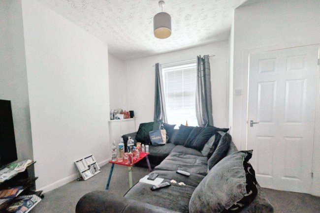 18 Cheapside, Shildon, DL4 2HP 8