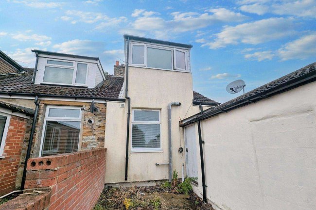 18 Cheapside, Shildon, DL4 2HP 8