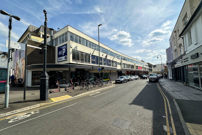 35 Winchcombe House, Winchcombe Street, Cheltenham, Gloucestershire, GL52 2NA 7