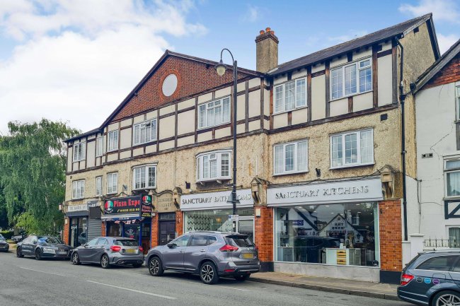 128-130 High Street, Shepperton, TW17 9BG 7