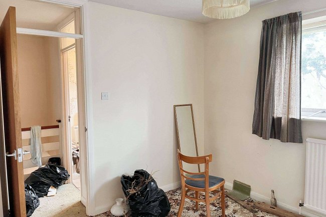 28 Gauntlett Road, Sutton, Surrey, SM1 4RY 4