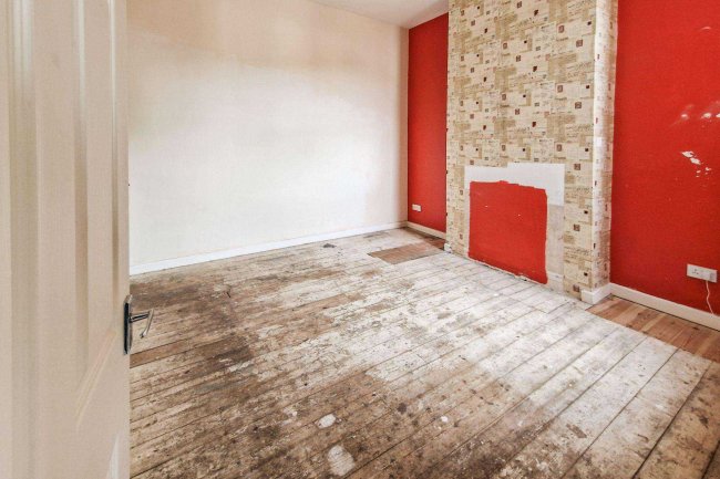 12 Lord Street, Runcorn, Cheshire, WA7 1HF 4