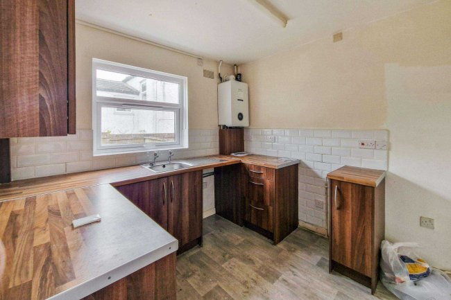 12 Lord Street, Runcorn, Cheshire, WA7 1HF 4