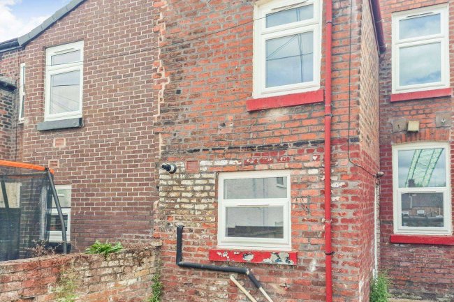 12 Lord Street, Runcorn, Cheshire, WA7 1HF 4