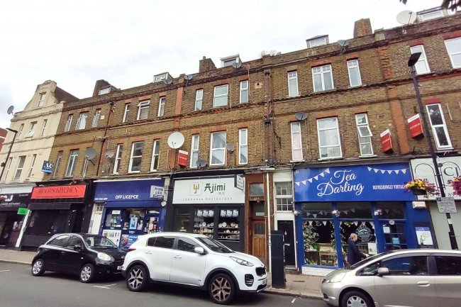 116 Churchfields Road, Acton, W3 6BY 3