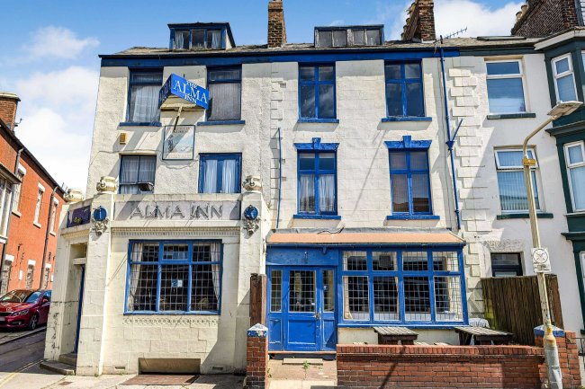 2 Alma Parade, Scarborough, YO11 1SJ 10