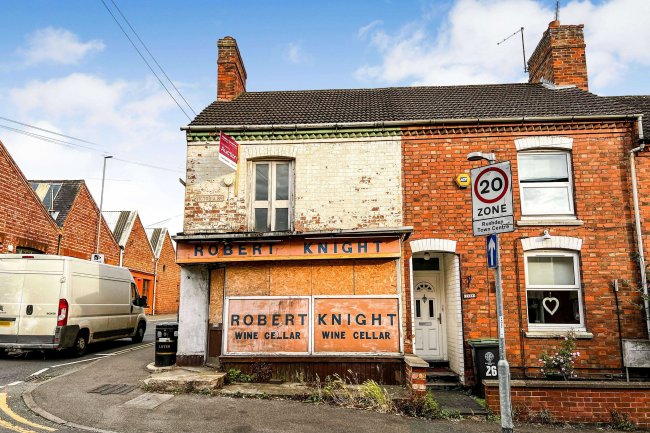 28 Victoria Road, Rushden, Northamptonshire, NN10 0AH 6