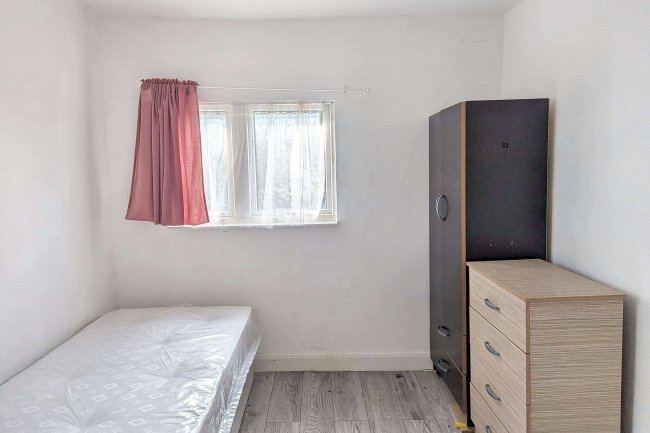 248 Burrage Road, Plumstead, London SE18 7JP 10