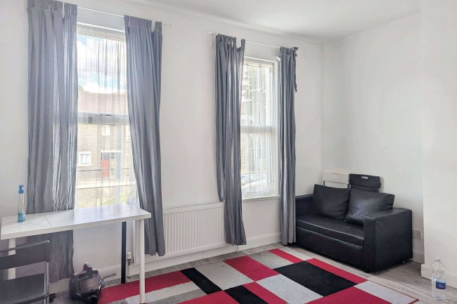 248 Burrage Road, Plumstead, London SE18 7JP 10