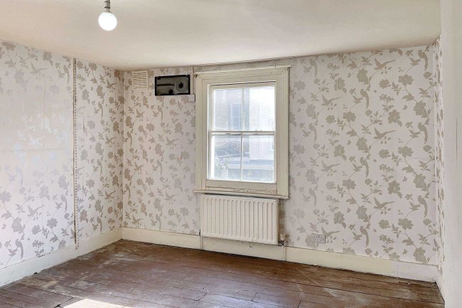 24b Sisters Avenue, Battersea, London SW11 5SQ 9