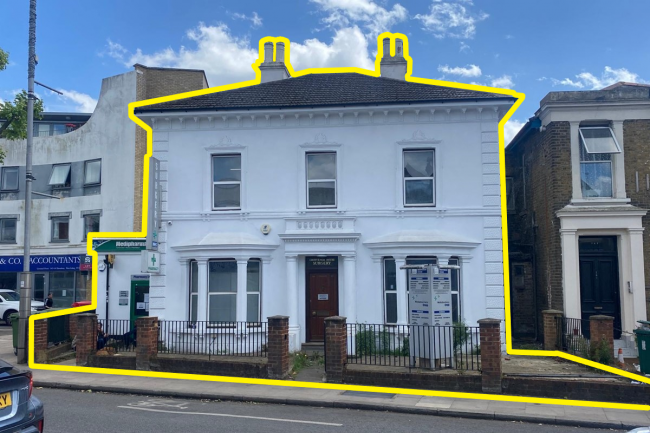 Grosvenor House Surgery, 147 Broadway, West Ealing, W13 9BE 10