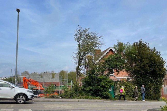 The Firs, 1 Walrow Road, Highbridge, TA9 4AB 10