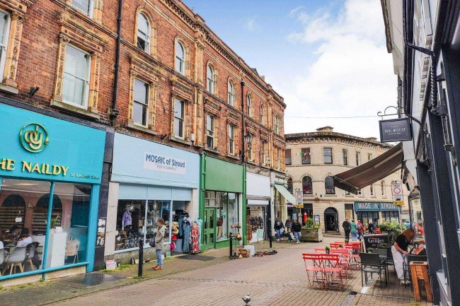 24 Kendrick Street, Stroud, GL5 1AQ 2