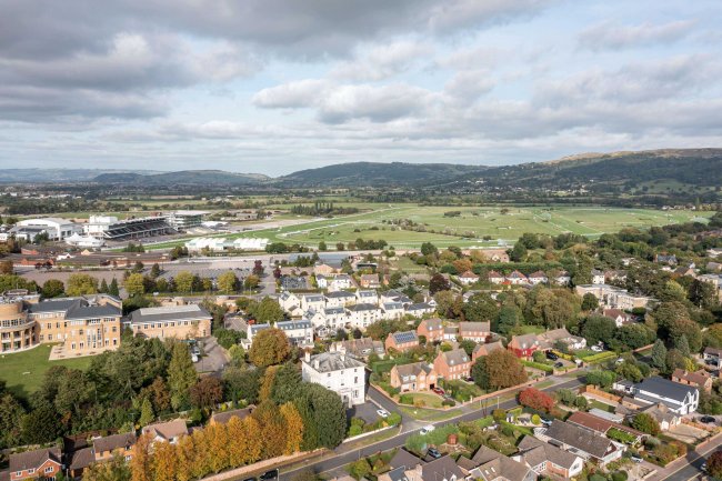 Hill Court House, Hillcourt Road, Cheltenham, GL52 3JL 10