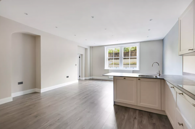 Hill Court House, Hillcourt Road, Cheltenham, GL52 3JL 10