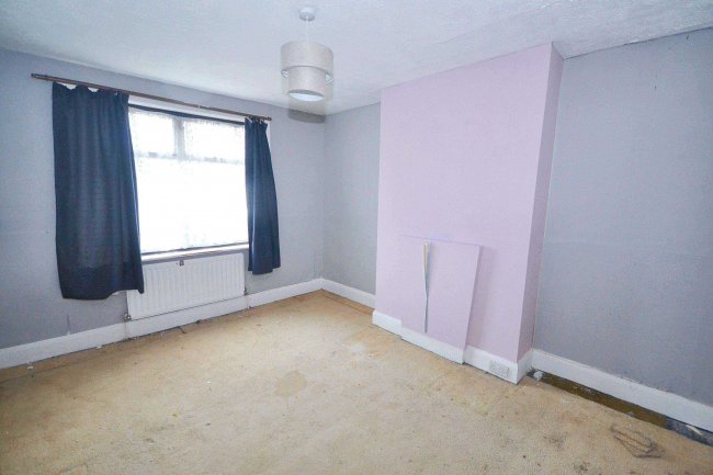 1014 Wimborne Road, Bournemouth, BH9 2DD 6