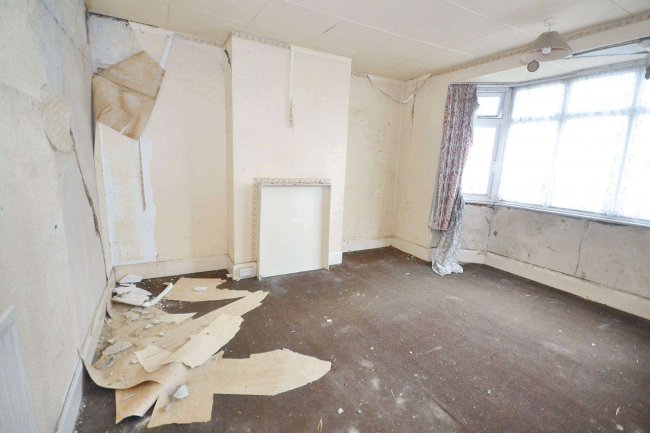 1014 Wimborne Road, Bournemouth, BH9 2DD 6