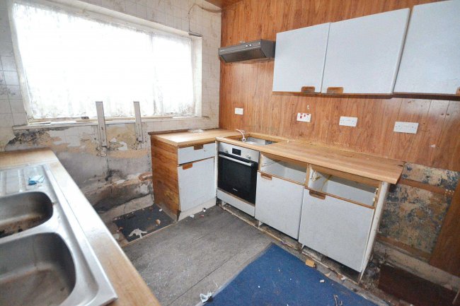 1014 Wimborne Road, Bournemouth, BH9 2DD 6