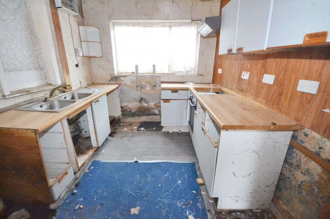 1014 Wimborne Road, Bournemouth, BH9 2DD 6