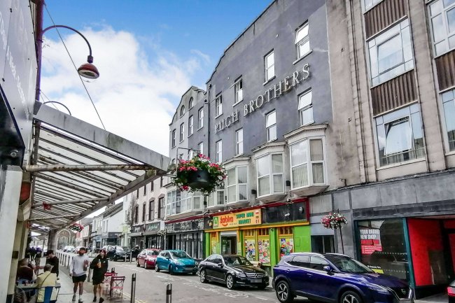 21 Cowell Street, Llanelli, Carmarthenshire, SA15 1AP 5