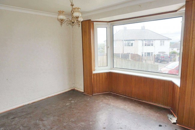 9 Willow Drive, Mastin Moor, Chesterfield, S43 3AU 6