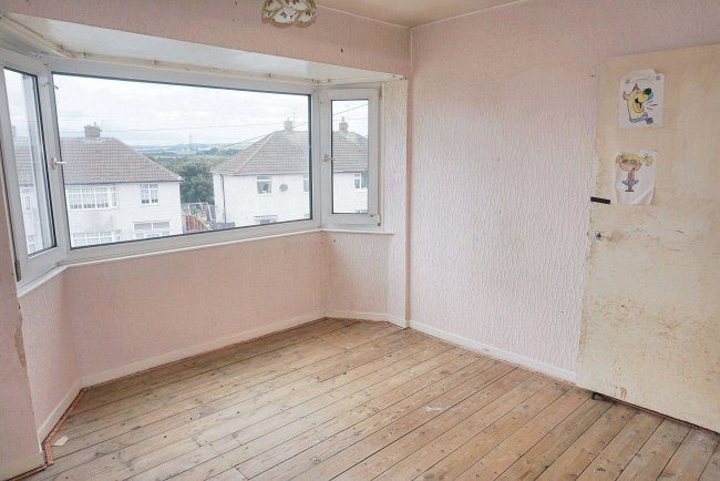 9 Willow Drive, Mastin Moor, Chesterfield, S43 3AU 6