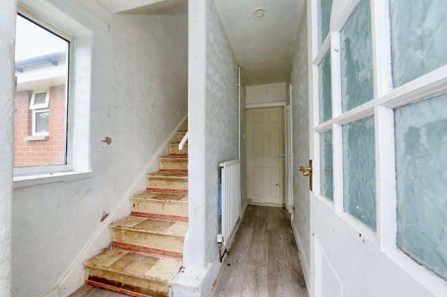 16 Cornhill Road, Stoke on Trent ST6 6PN 9