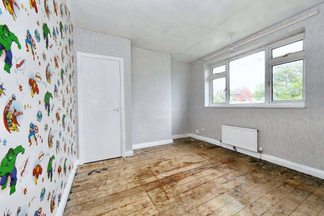 16 Cornhill Road, Stoke on Trent ST6 6PN 9