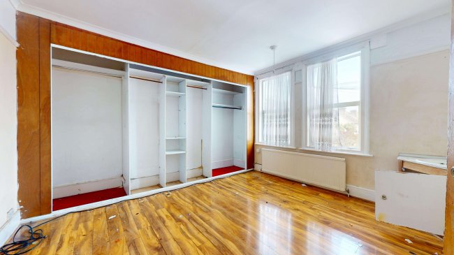 7 Quadrant Road, Thornton Heath, Surrey, CR7 7DB 2