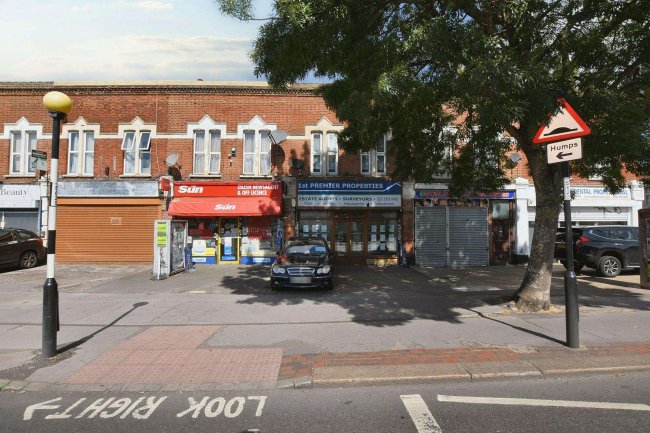 236 Brigstock Road, Thornton Heath, Surrey, CR7 7JD 1