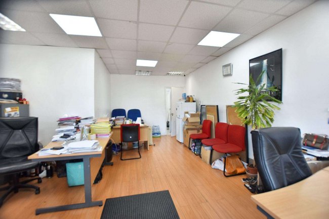 236 Brigstock Road, Thornton Heath, Surrey, CR7 7JD 1