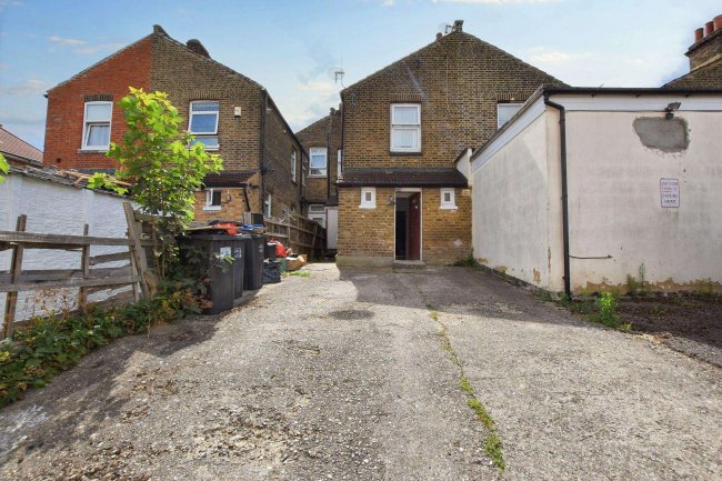 236 Brigstock Road, Thornton Heath, Surrey, CR7 7JD 1