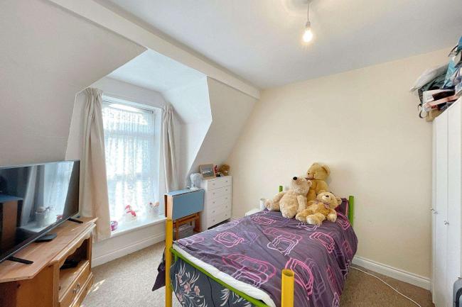 12 Cross Park, Ilfracombe, Devon EX34 8BJ 8