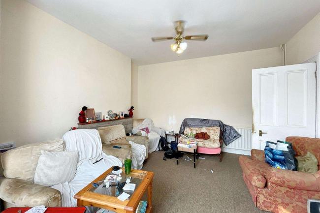 12 Cross Park, Ilfracombe, Devon EX34 8BJ 8