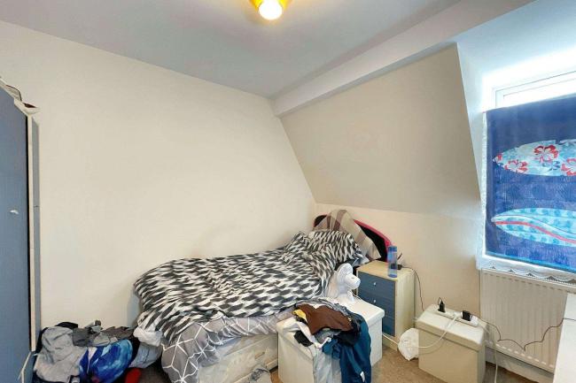 12 Cross Park, Ilfracombe, Devon EX34 8BJ 8