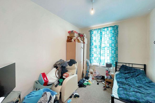 12 Cross Park, Ilfracombe, Devon EX34 8BJ 8