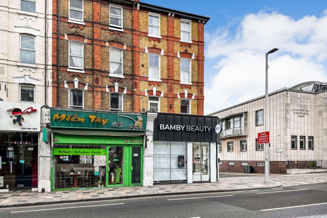 178 Lavender Hill, Battersea, London SW11 5TQ 34